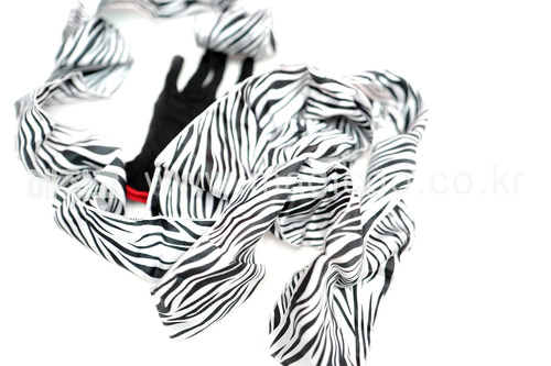 지브라 도브홀더+블랙앤화이트 실크스트리머 [해법제공]   Zebra dove holder + black and white silk streamer